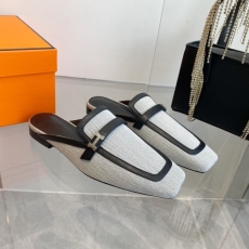 Hermes Slippers